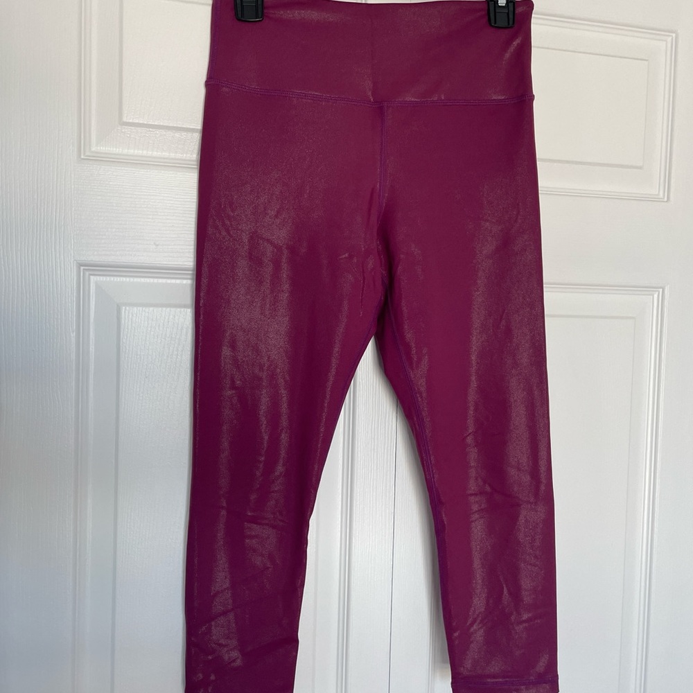 Zyia lipgloss metallic leggings, crop length, size 6-8